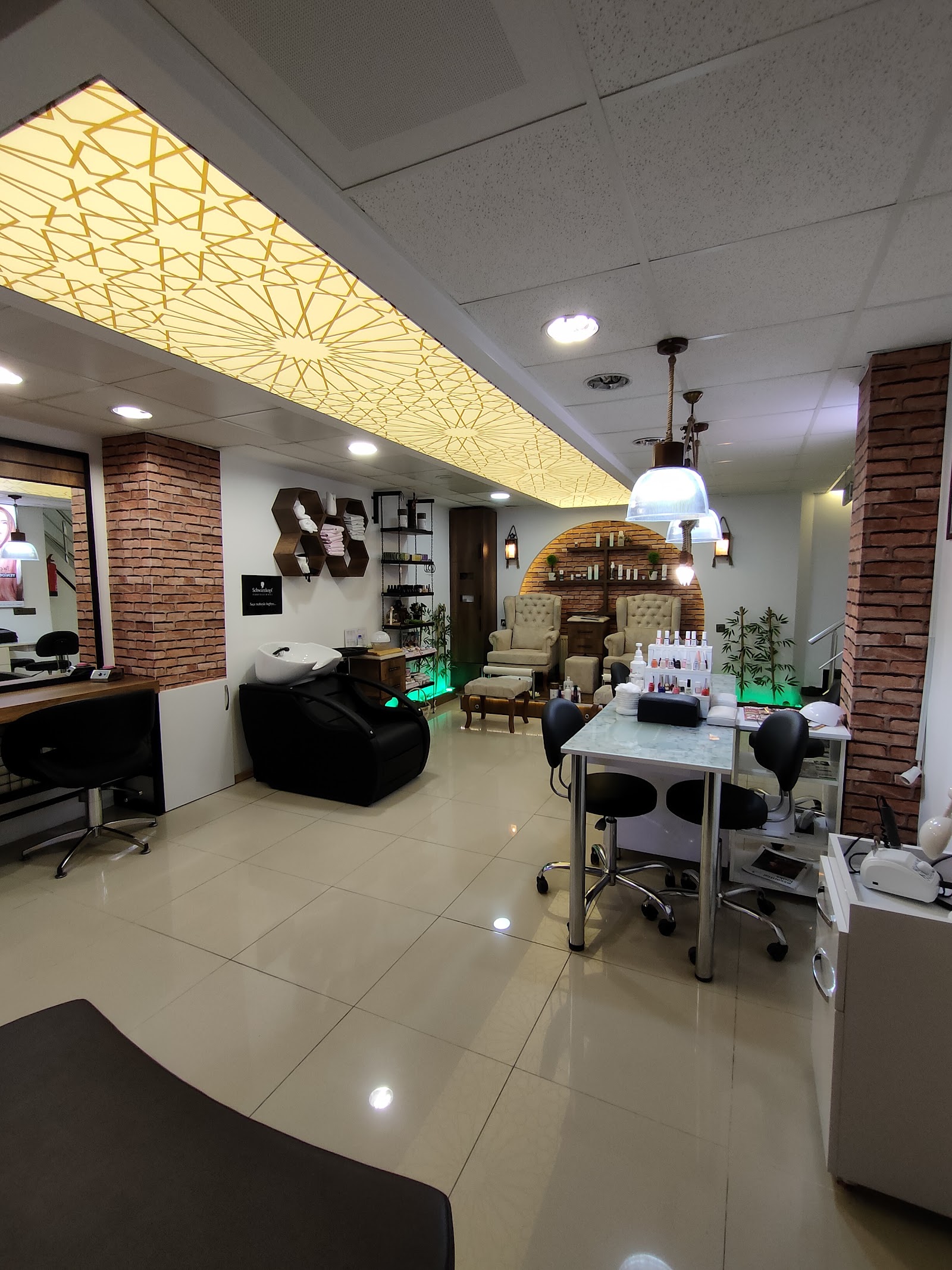 Gül Coiffeur- Tekirdağ Bayan Kuaförü