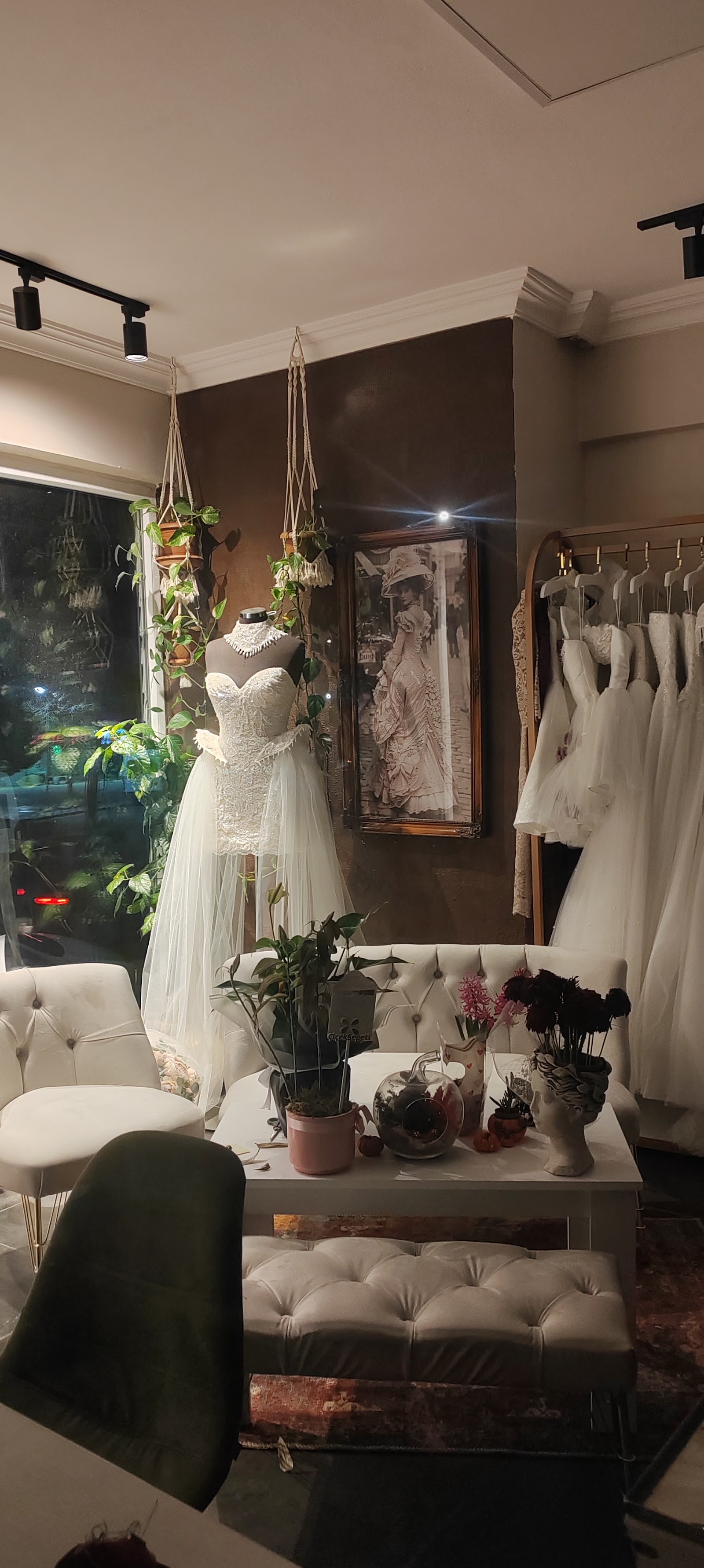 Moda Evi / Vintage Lokomotifi Moda Tasarım Atölyesi kır düğünü mekanı — Süleymanpaşa