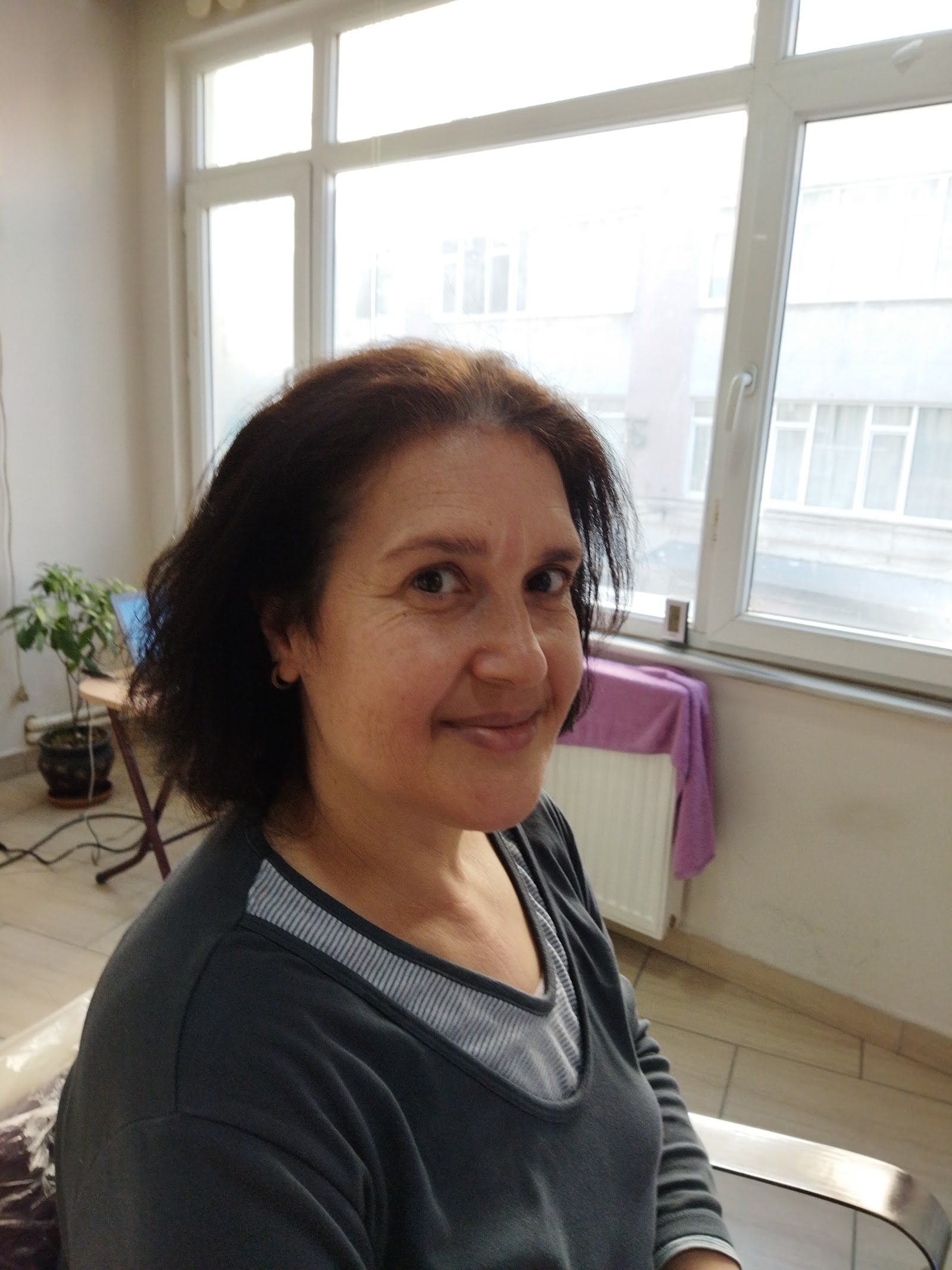 Nihal Bayan Kuaförü & Nails By İlayda