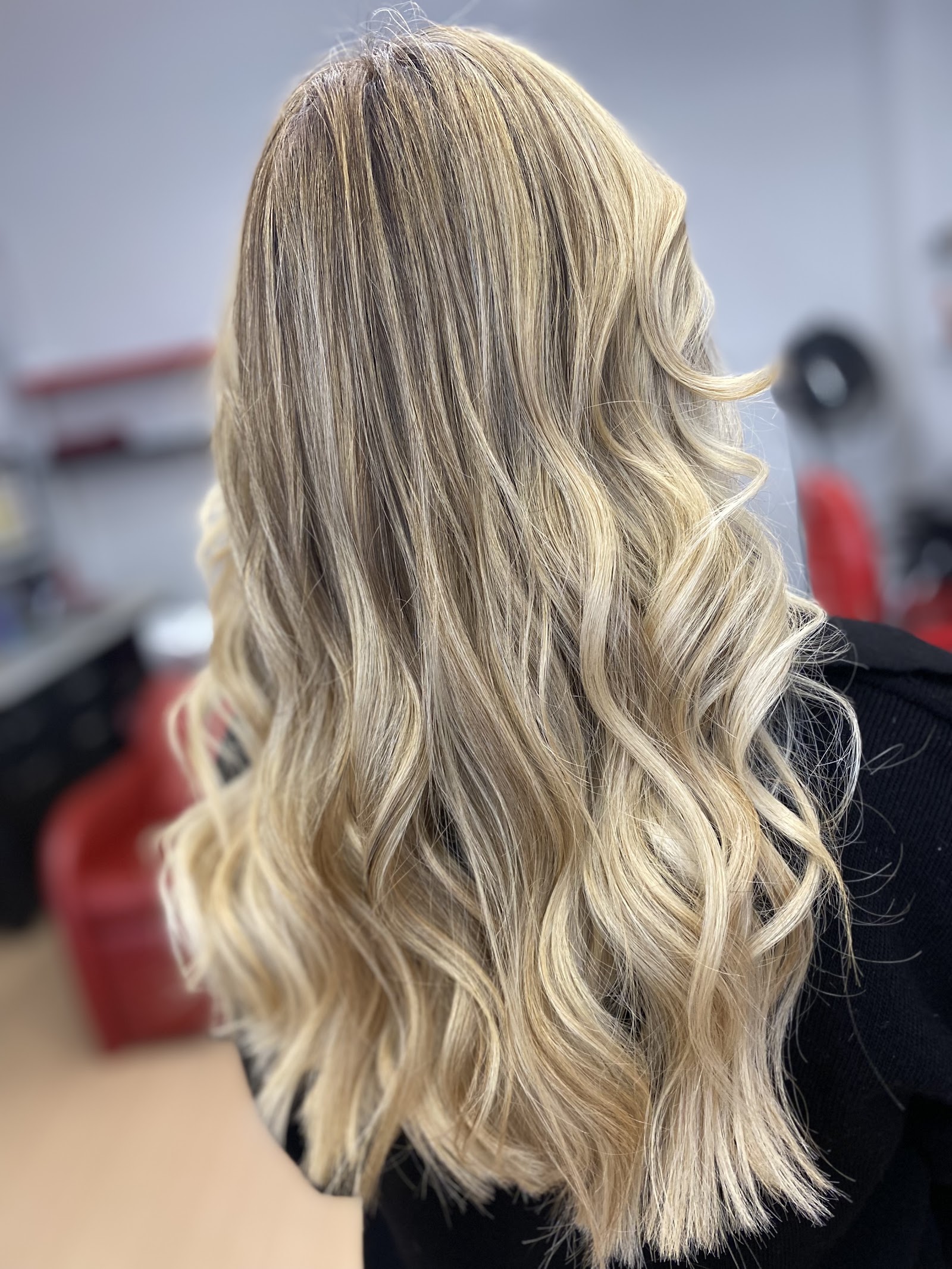 Salon Esse Bayan Kuaförü Mikro Kaynak Ve Ombre Merkezi kır düğünü mekanı