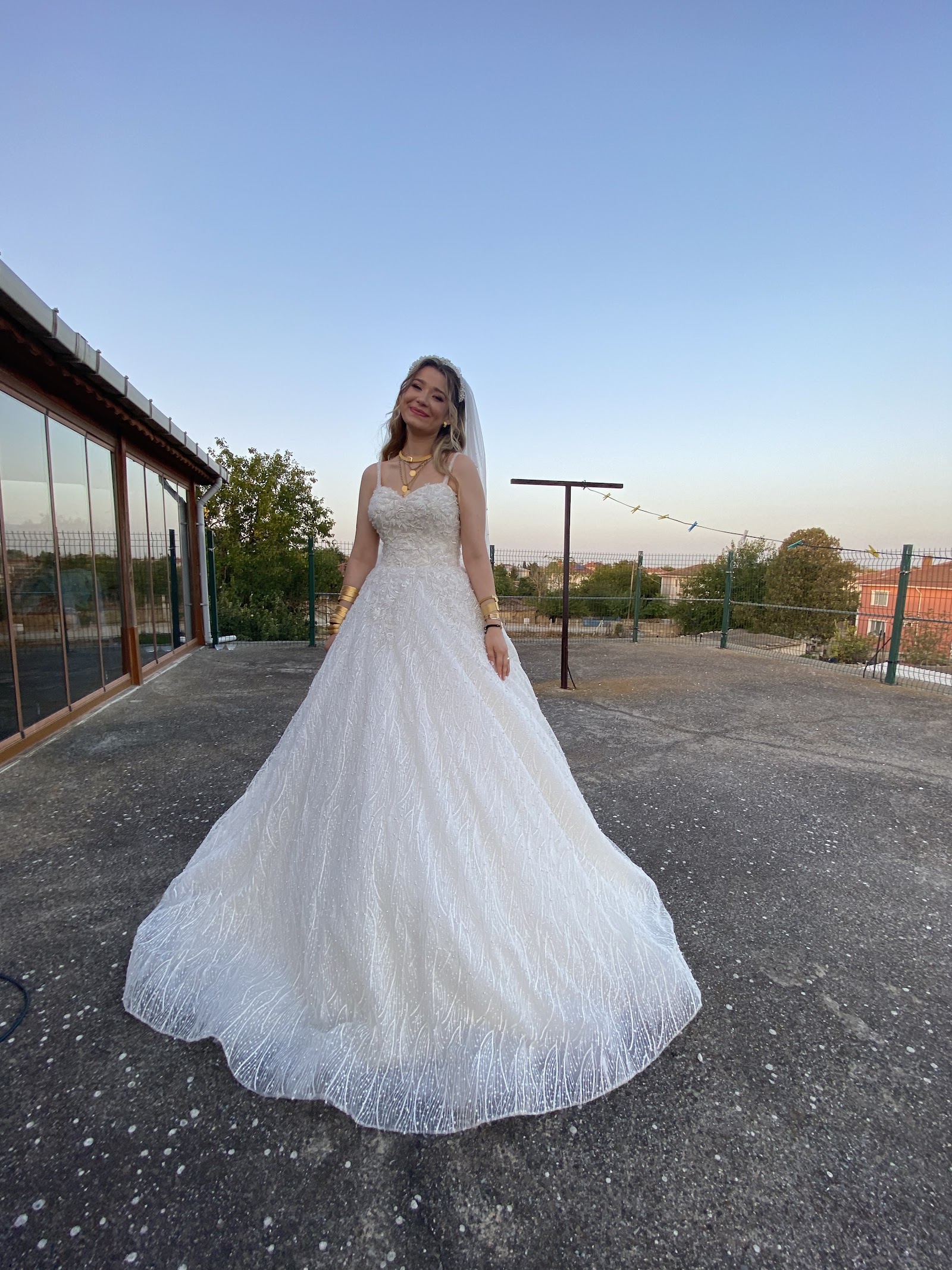 Sibel Ozer Gelinlik Ve Moda Evi