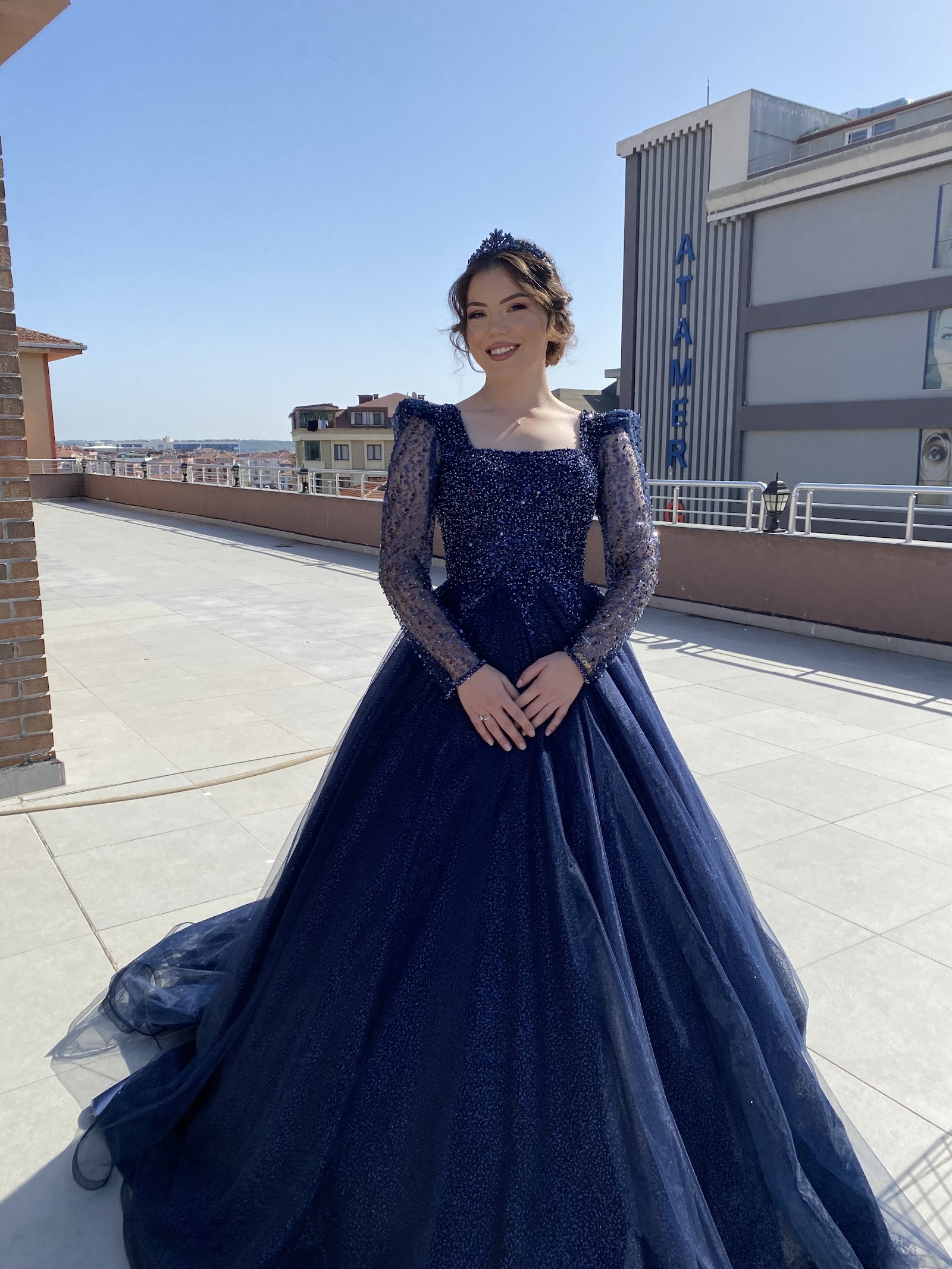 Sibel Ozer Gelinlik Ve Moda Evi