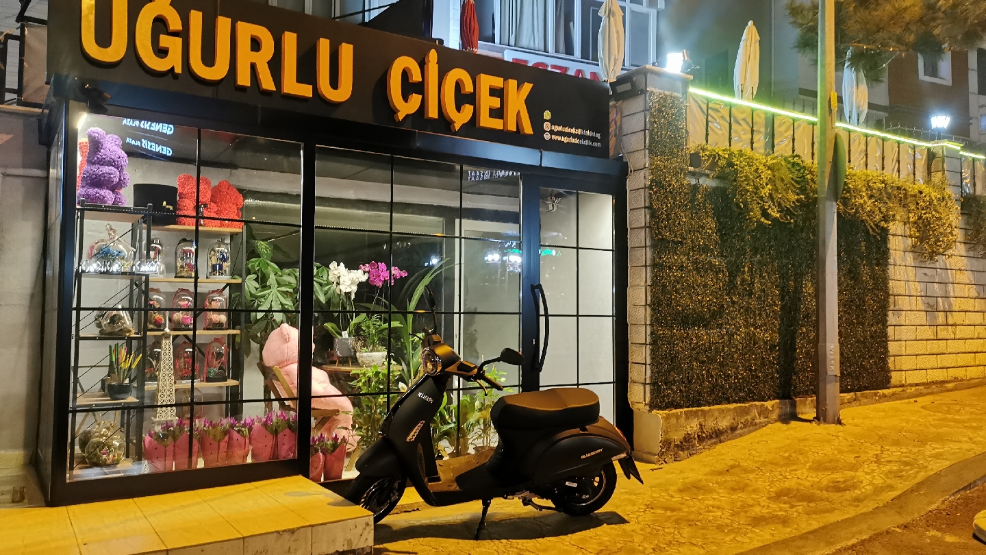 Uğurlu Çiçekçilik